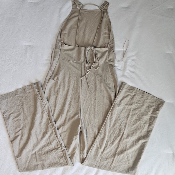 Zara Jumpsuit Medium Tan Loose Fit Overalls - Picture 9 of 14